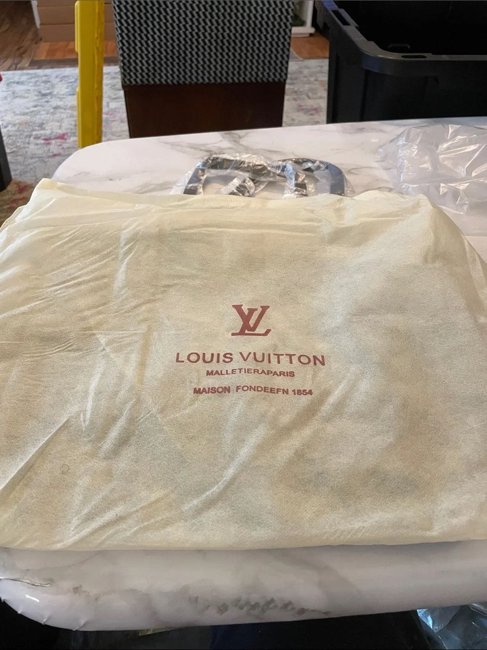 Dust bag